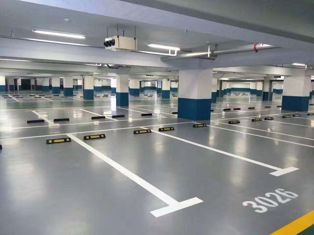 停車場(chǎng)聚氨酯超耐磨地坪